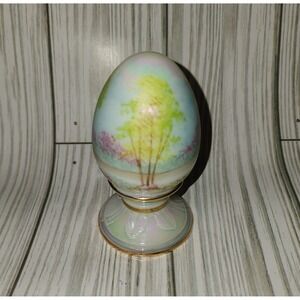 Fenton Egg "Scenic On White Opal Iridescent 5145" Artist Diane Jackson 1278/2500